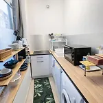 Parenthèse Urbaine à *