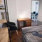Appartement Parenthèse Urbaine à *