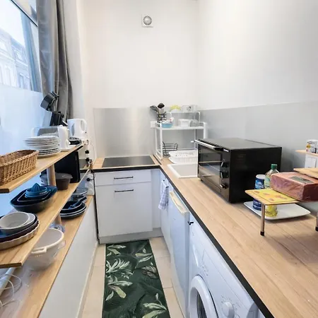 Parenthese Urbaine A *