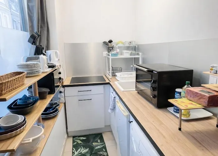 Parenthese Urbaine A *